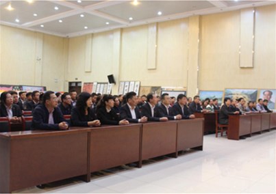 Visiting the warning education base, building a clean and defensive line of defense - Huibo middle-level cadres and all party members visit Nanyang Prison